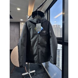 아크테릭스 ARC'TERYX MACAI LIGHTWEIGHT GORE-TEX 패딩