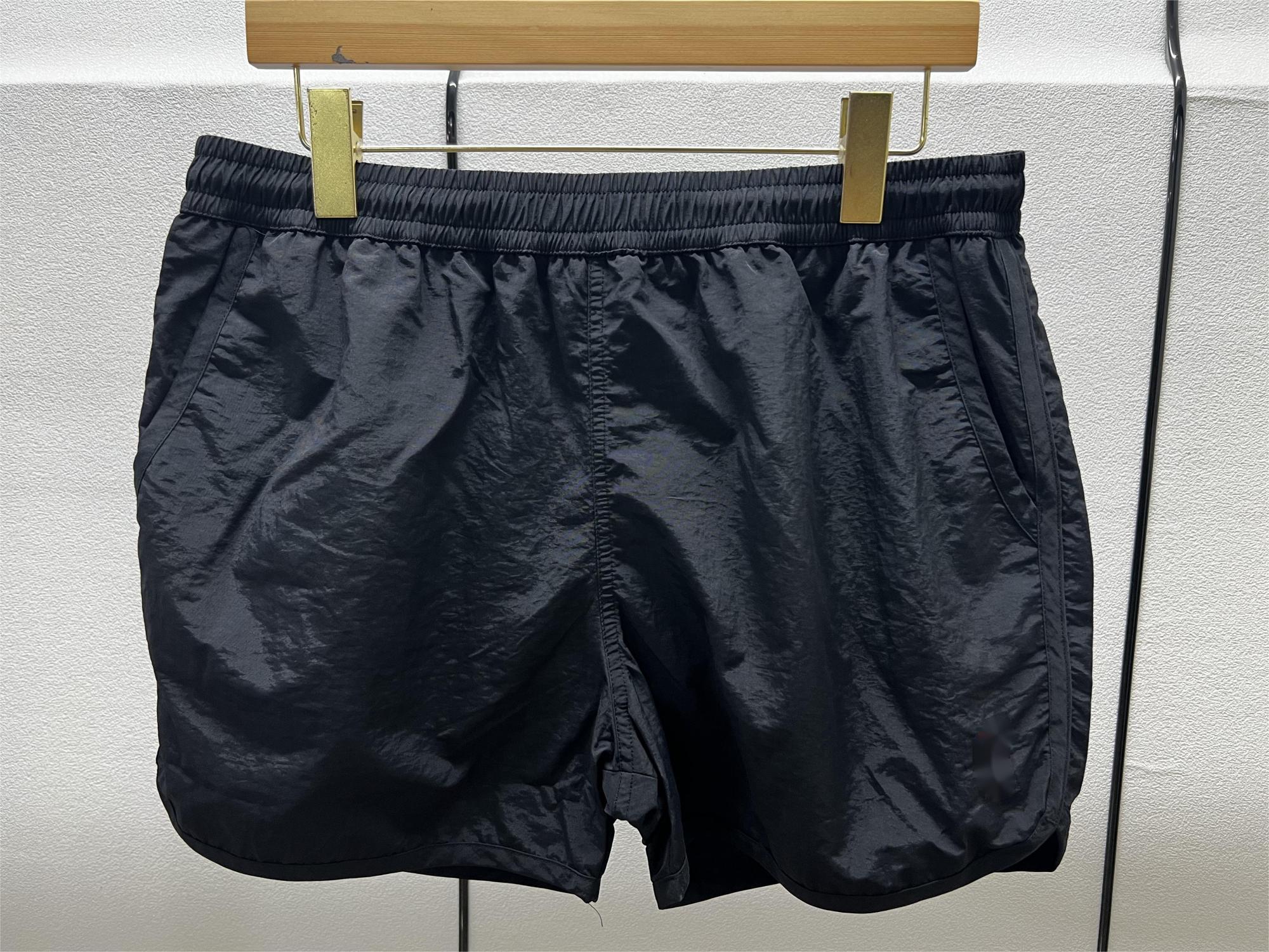 아미 파리 AMI Paris 반바지