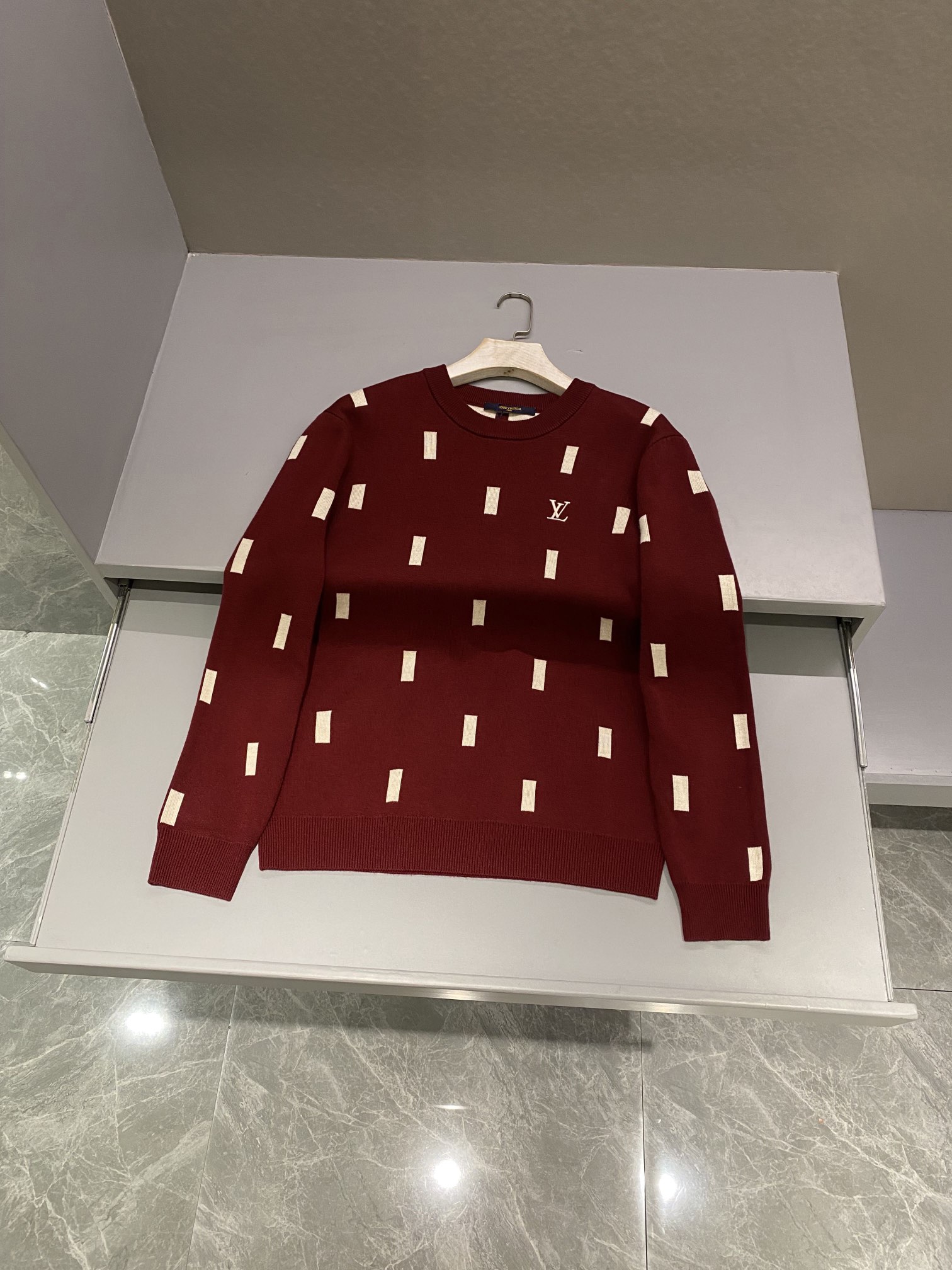루이비통 Louis Vuitton 스웨터