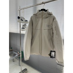 아크테릭스 ARC'TERYX 패딩 재킷