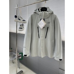 아크테릭스 ARC'TERYX 패딩 재킷