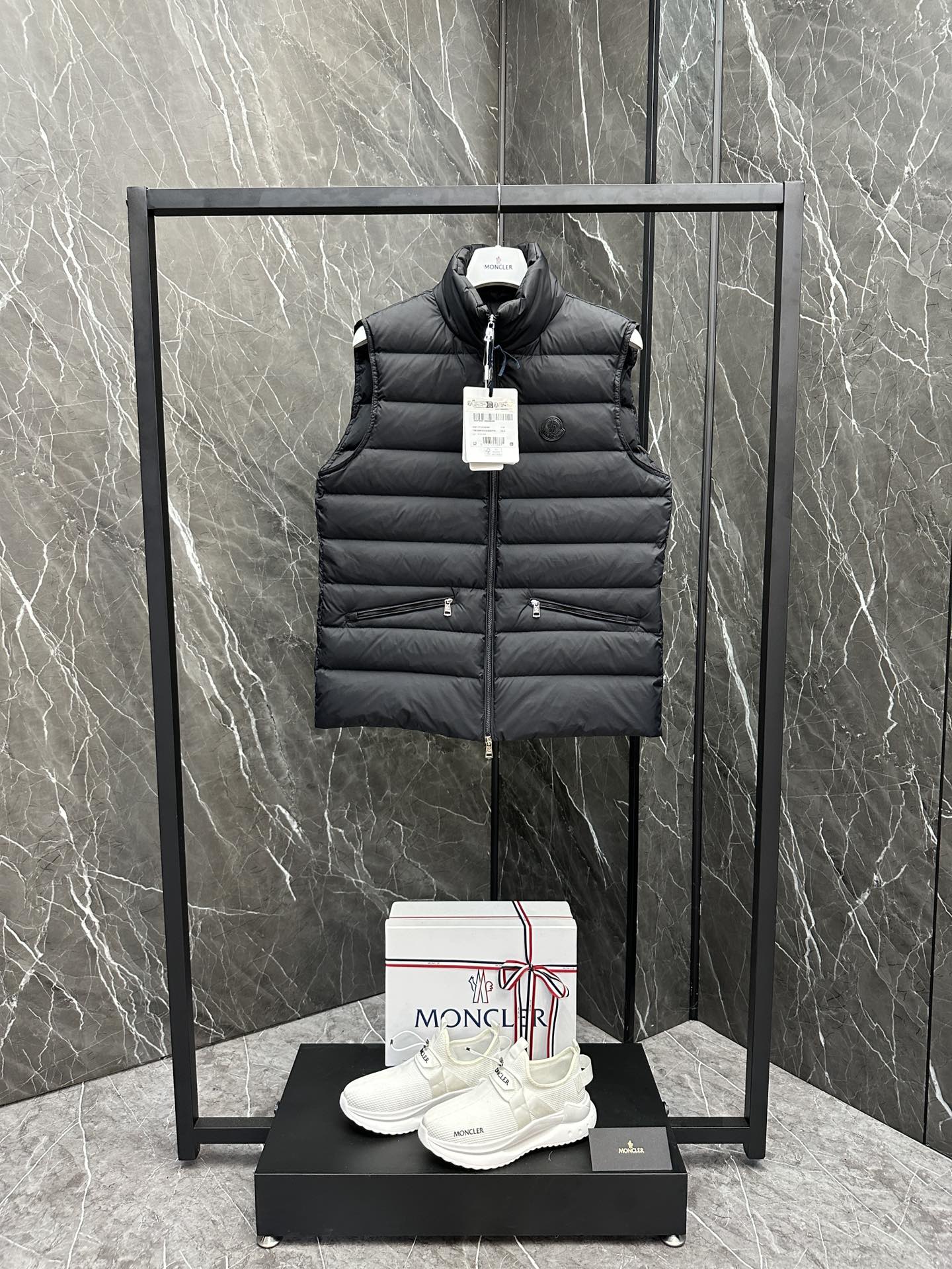 몽클레어 Moncler Treompan 트레옴판 조끼 패딩