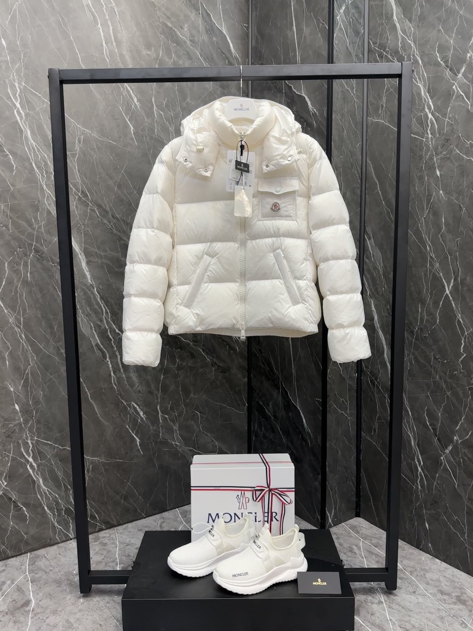 몽클레어 Moncler Andro 안드로 패딩