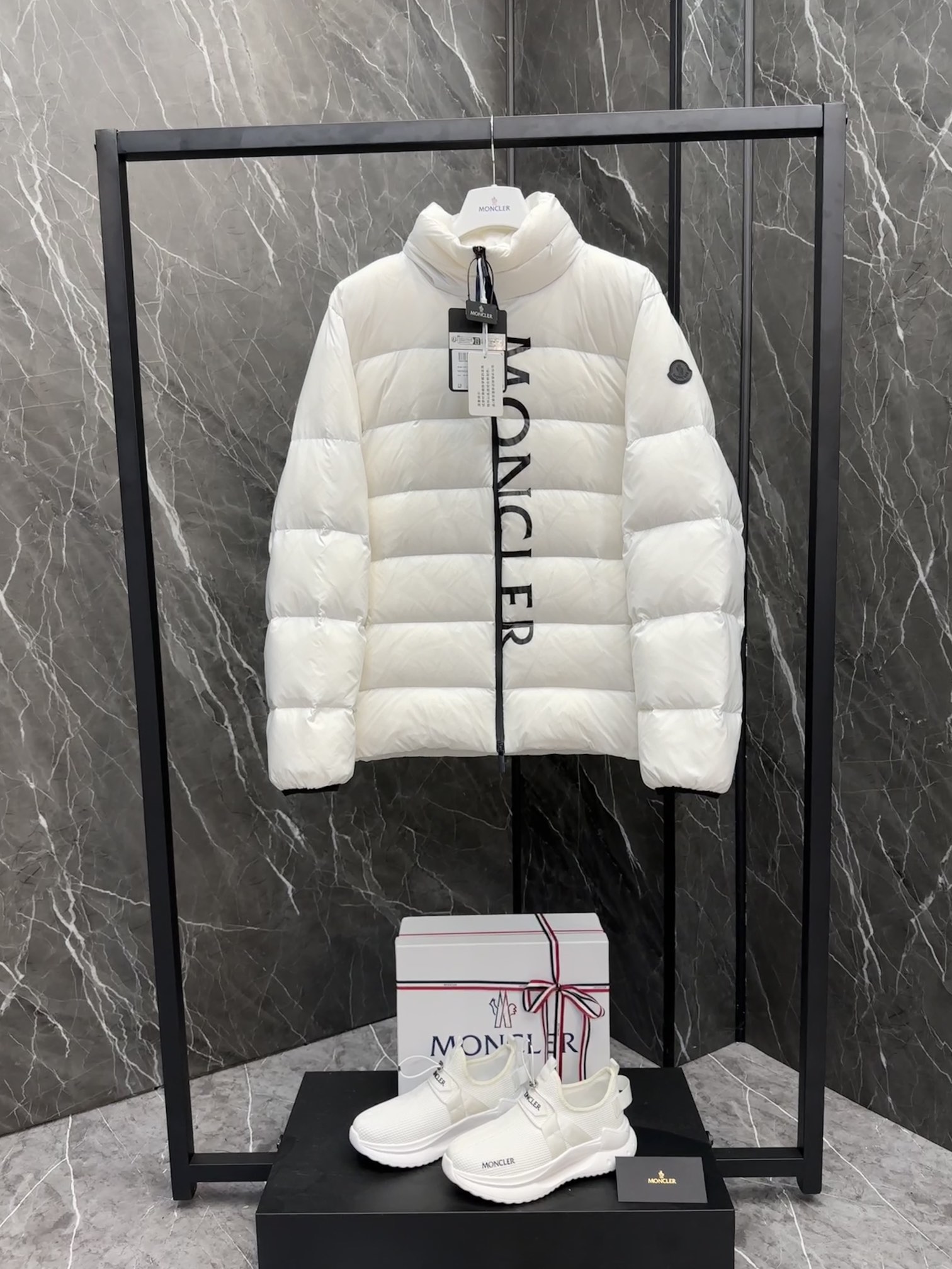 몽클레어 Moncler Dieng 디엥 패딩