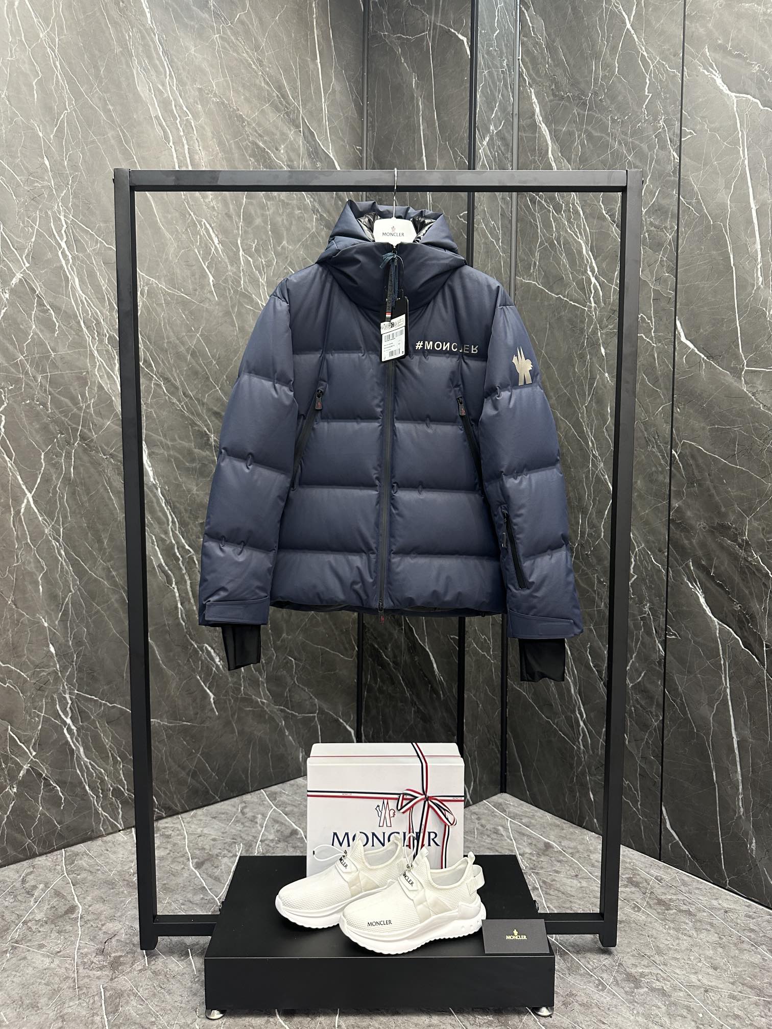 몽클레어 Moncler Grenoble 그레노블 패딩재킷