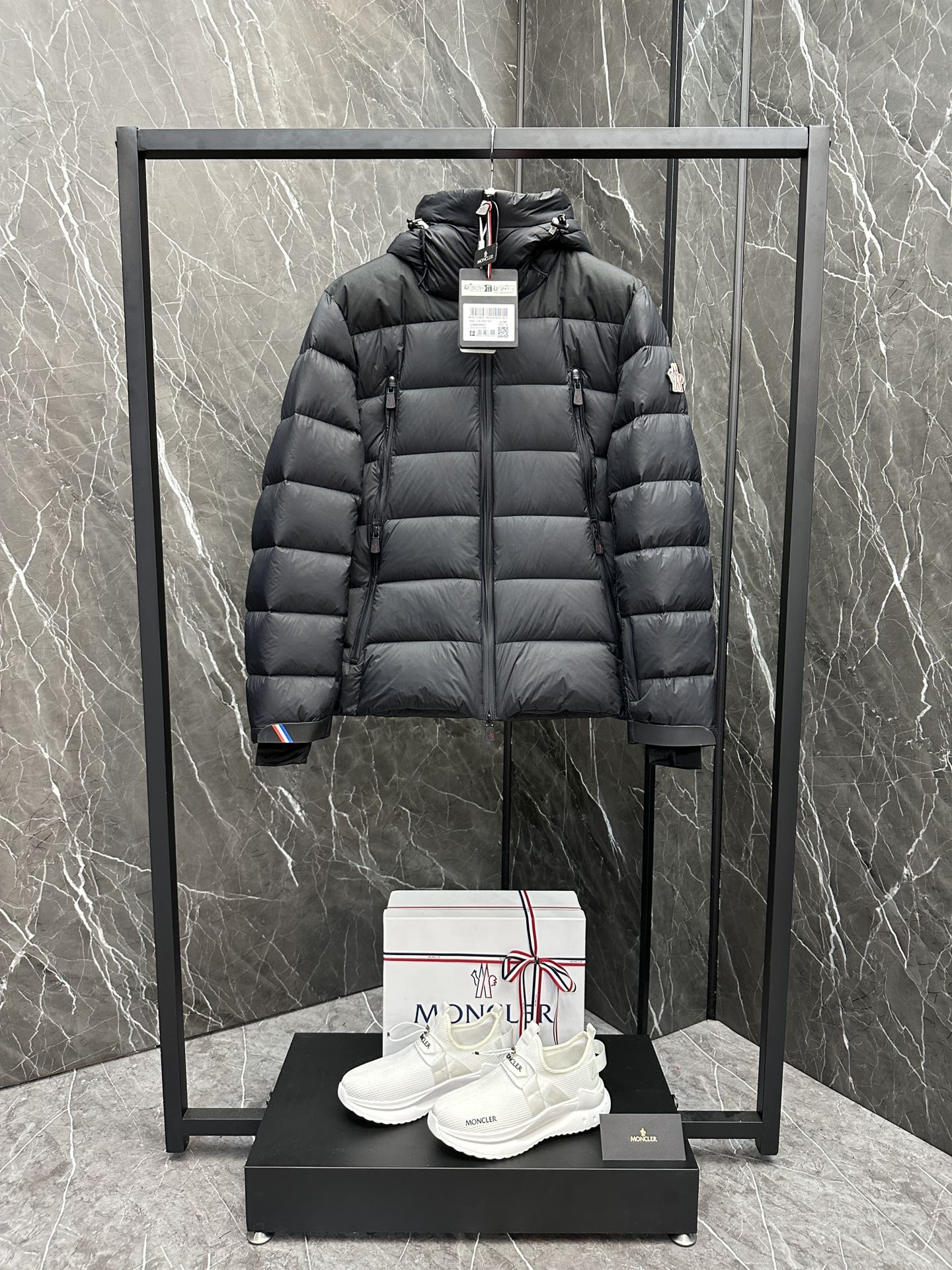 몽클레어 Moncler Grenoble Camurac 카무락 패딩재킷