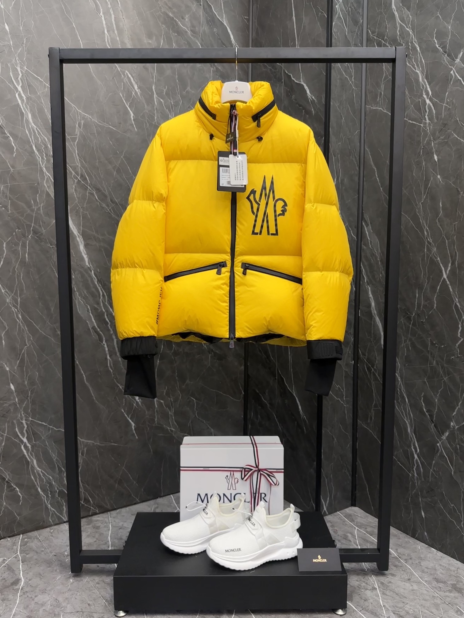 몽클레어 Moncler Grenoble Verdons 베르돈 패딩재킷