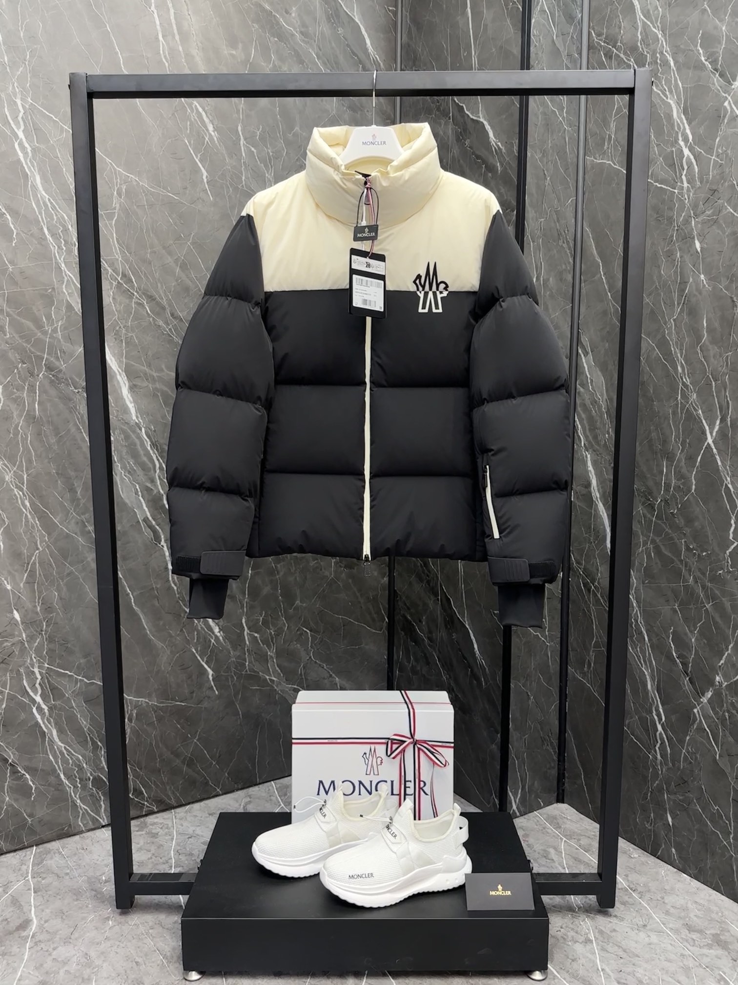 몽클레어 Moncler Grenoble 그르노블 패딩재킷