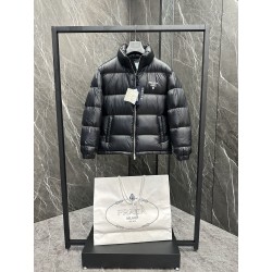 프라다 Prada 패딩