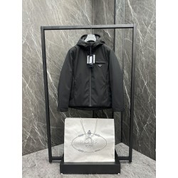 프라다 Prada 패딩
