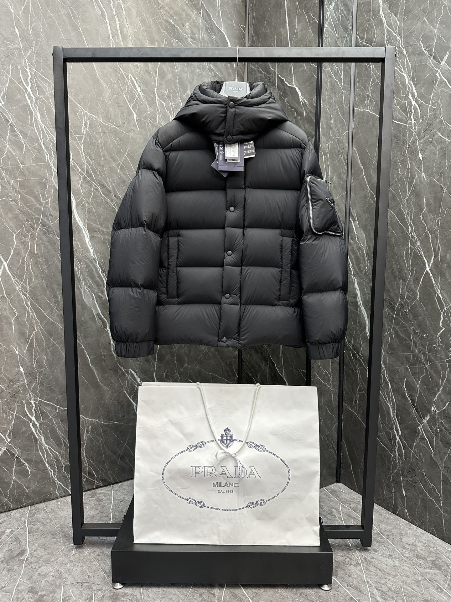 프라다 Prada 패딩