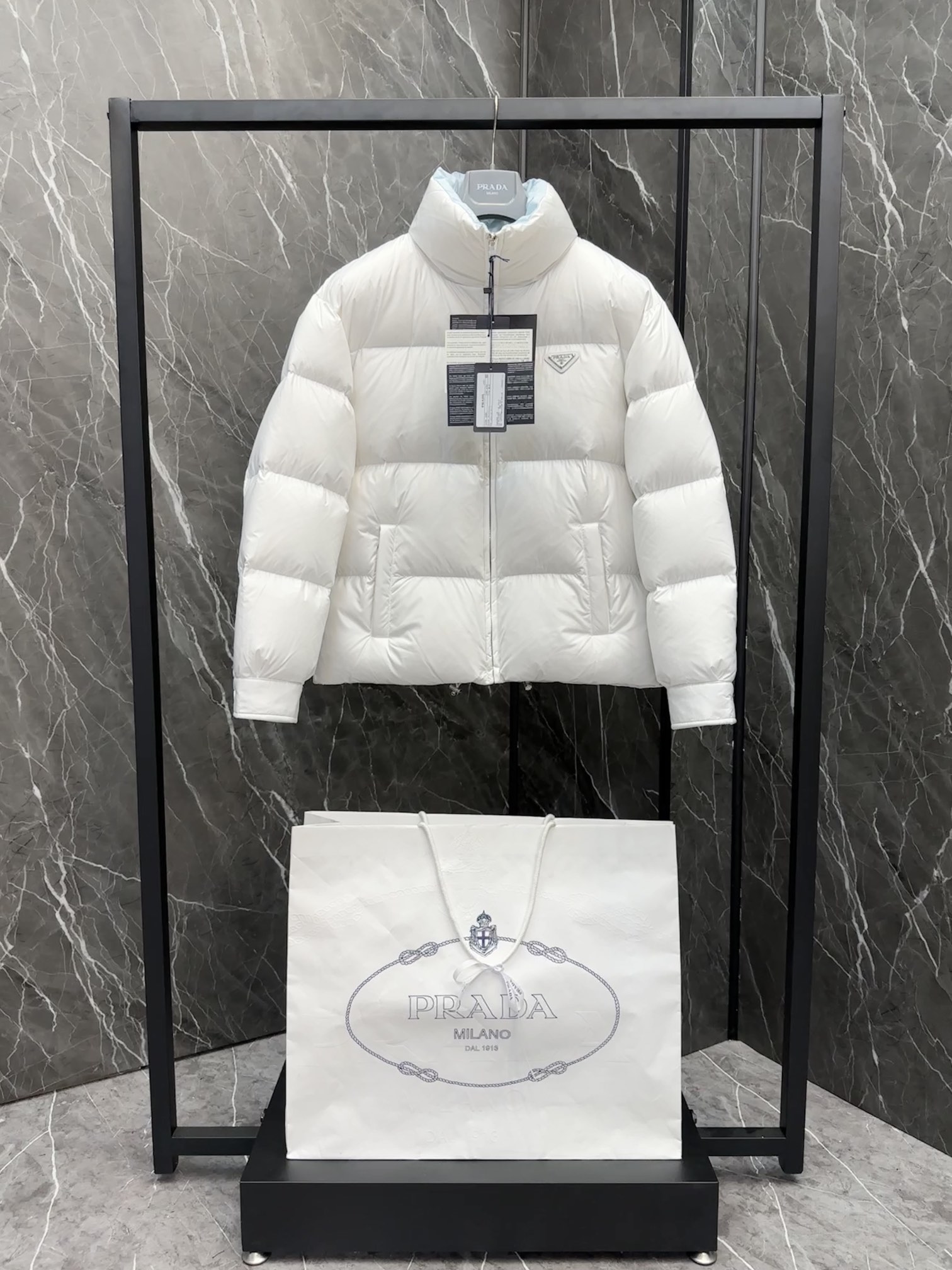 프라다 Prada 패딩