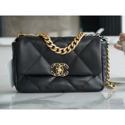샤넬 CHANEL AS1160 19 미디움 핸드백 램스킨 26CM