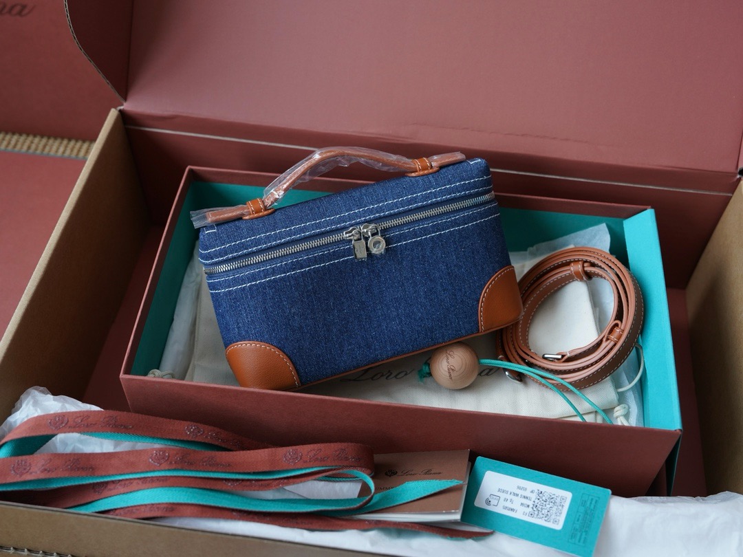 로로피아나 Loro Piana Extra Pocket L19