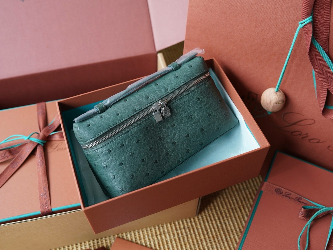 로로피아나 Loro Piana Extra Pocket L19 Ostrich leather