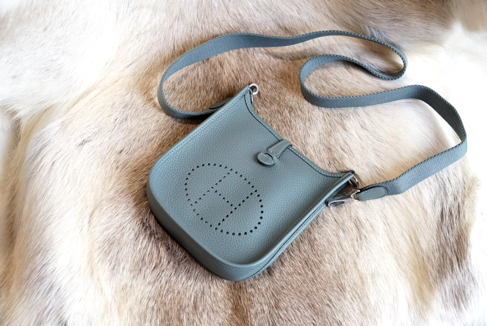 에르메스 Hermes Mini Evelyne Clemence