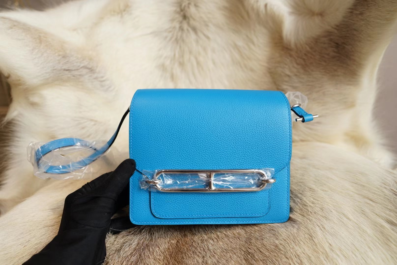 에르메스 Hermes Roulis 19 evercolor