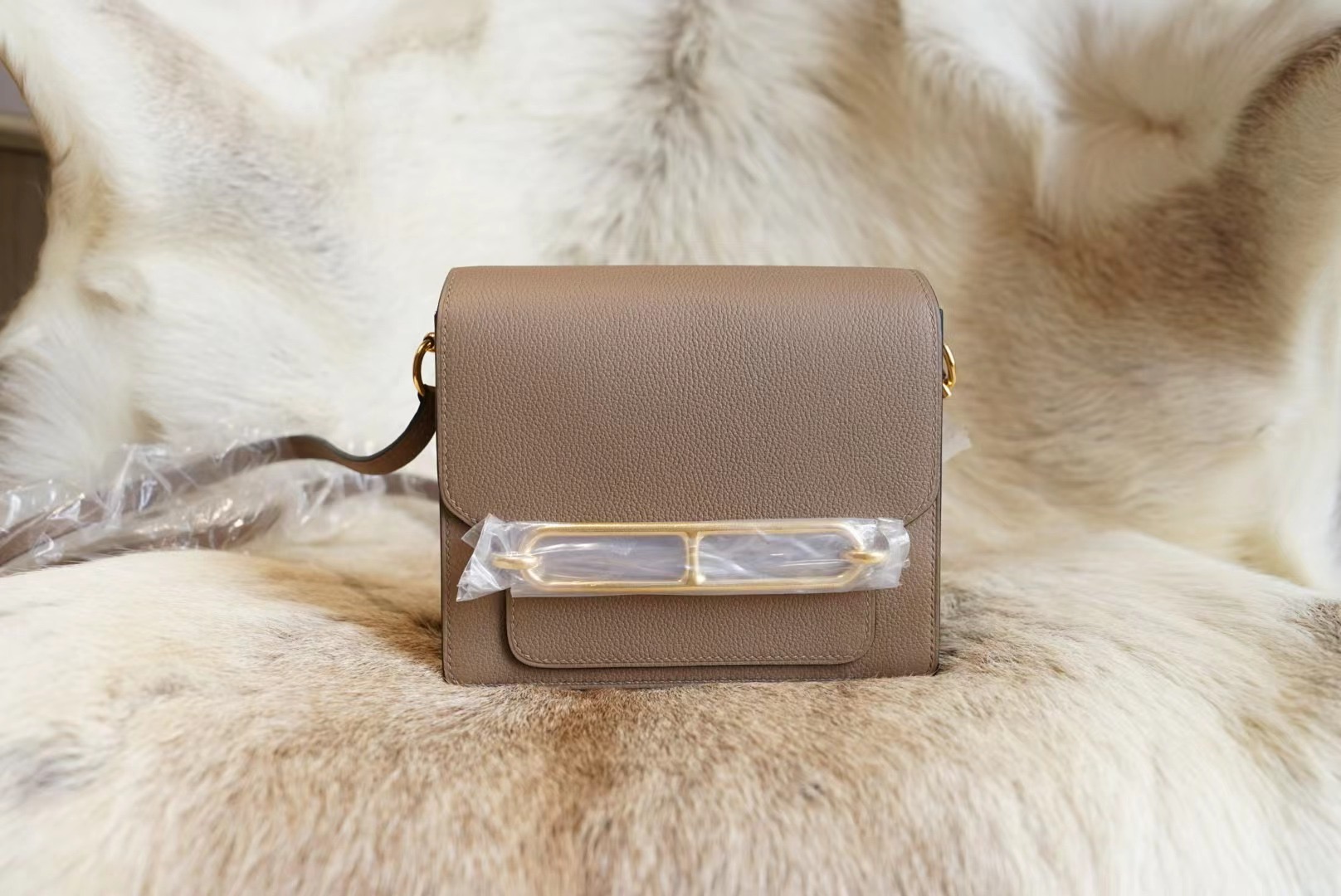에르메스 Hermes Roulis 19 evercolor