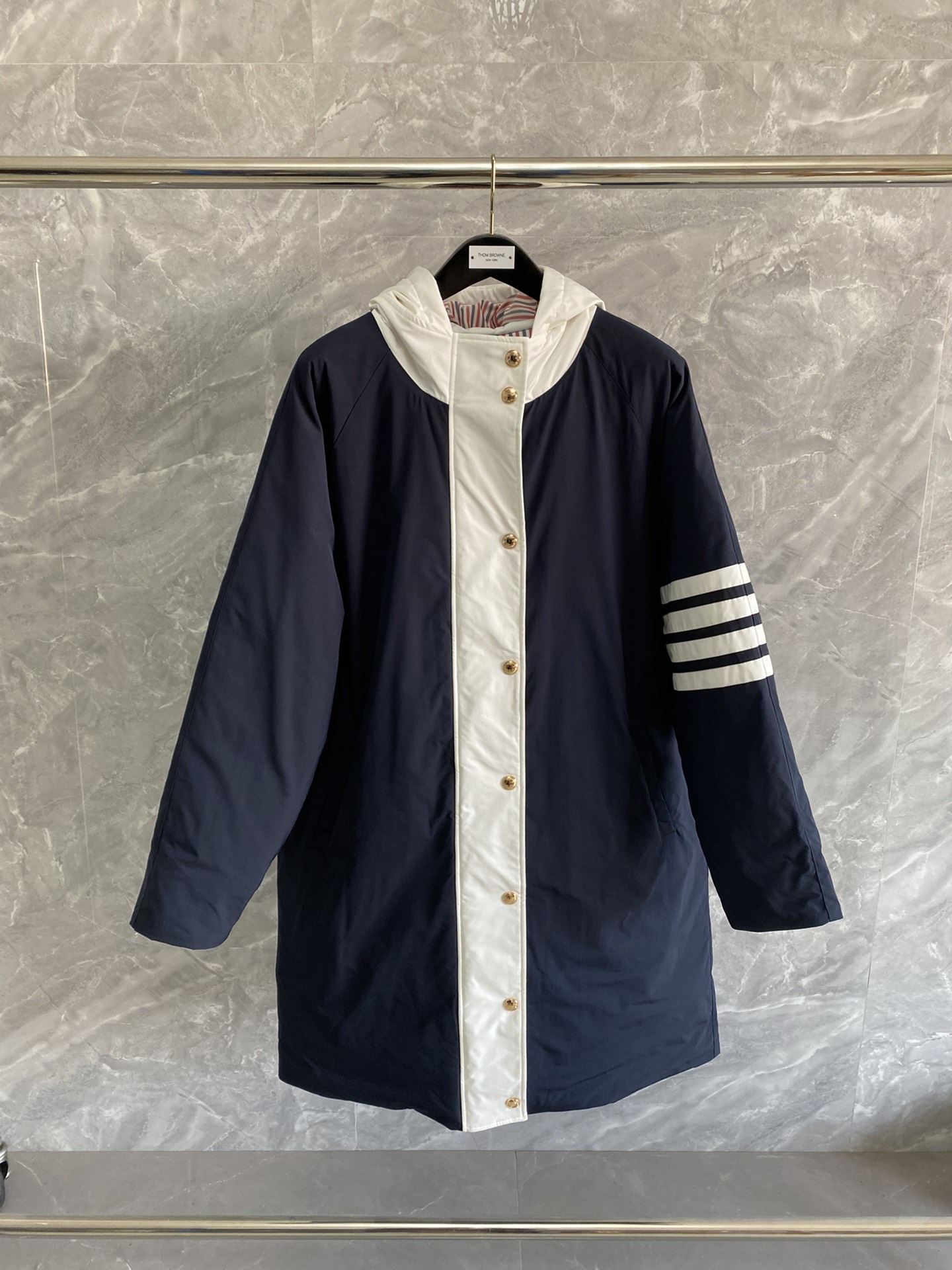 톰브라운 Thom Browne  패딩