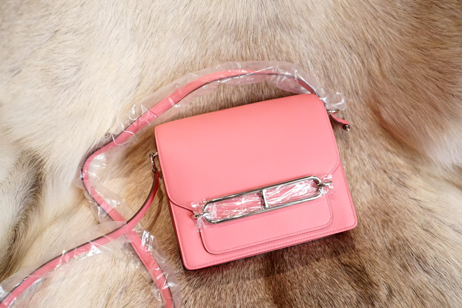 에르메스 Hermes Mini Roulis swift