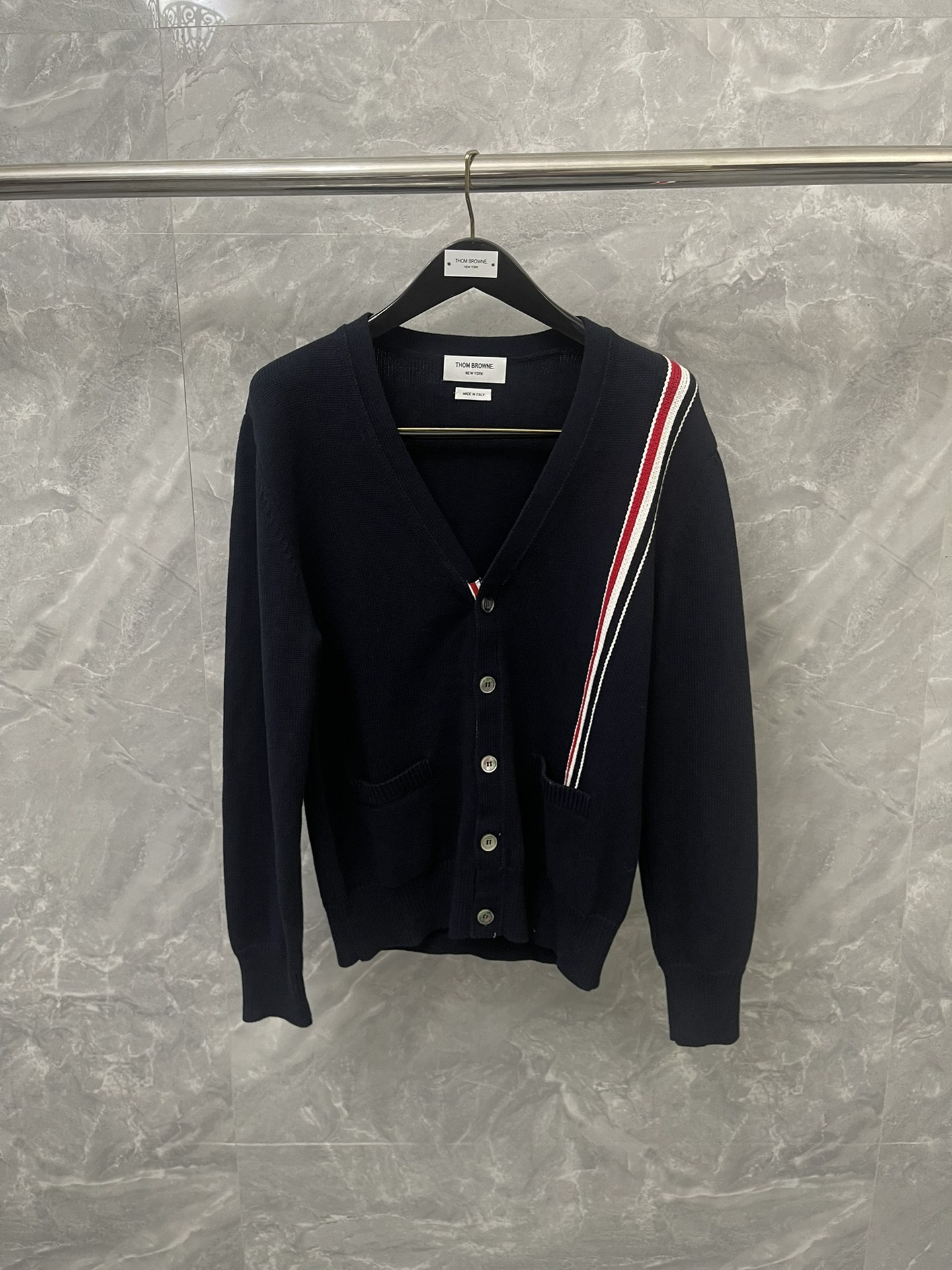 톰브라운 Thom Browne 가디건