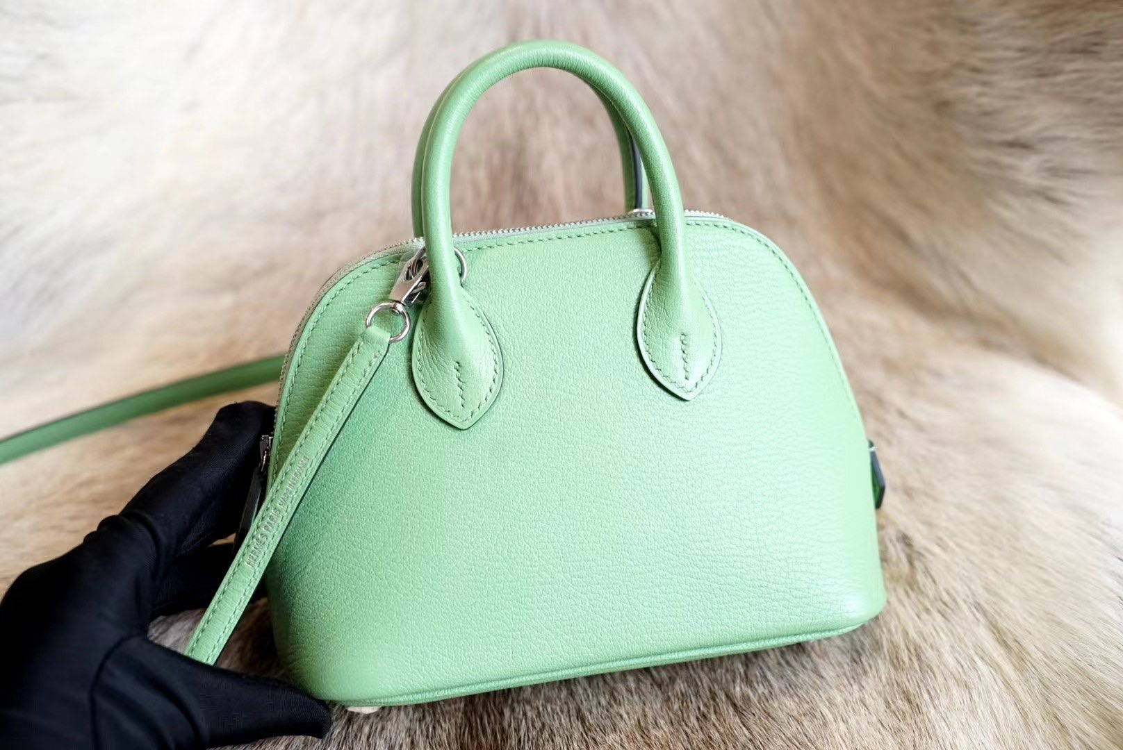 에르메스 Hermes Mini Bolide Barenia