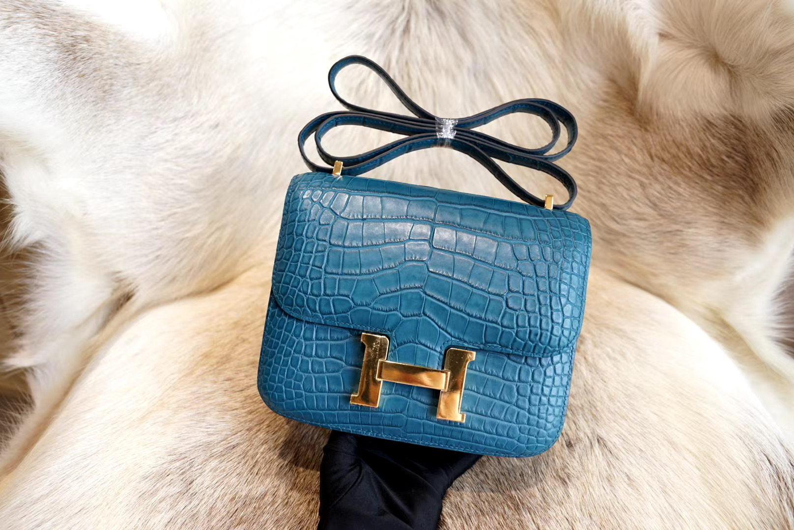 에르메스 Hermes Constance 19