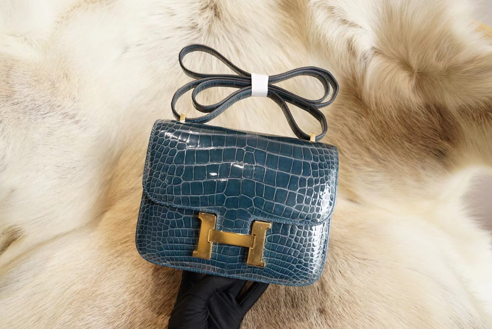 에르메스 Hermes Constance 19