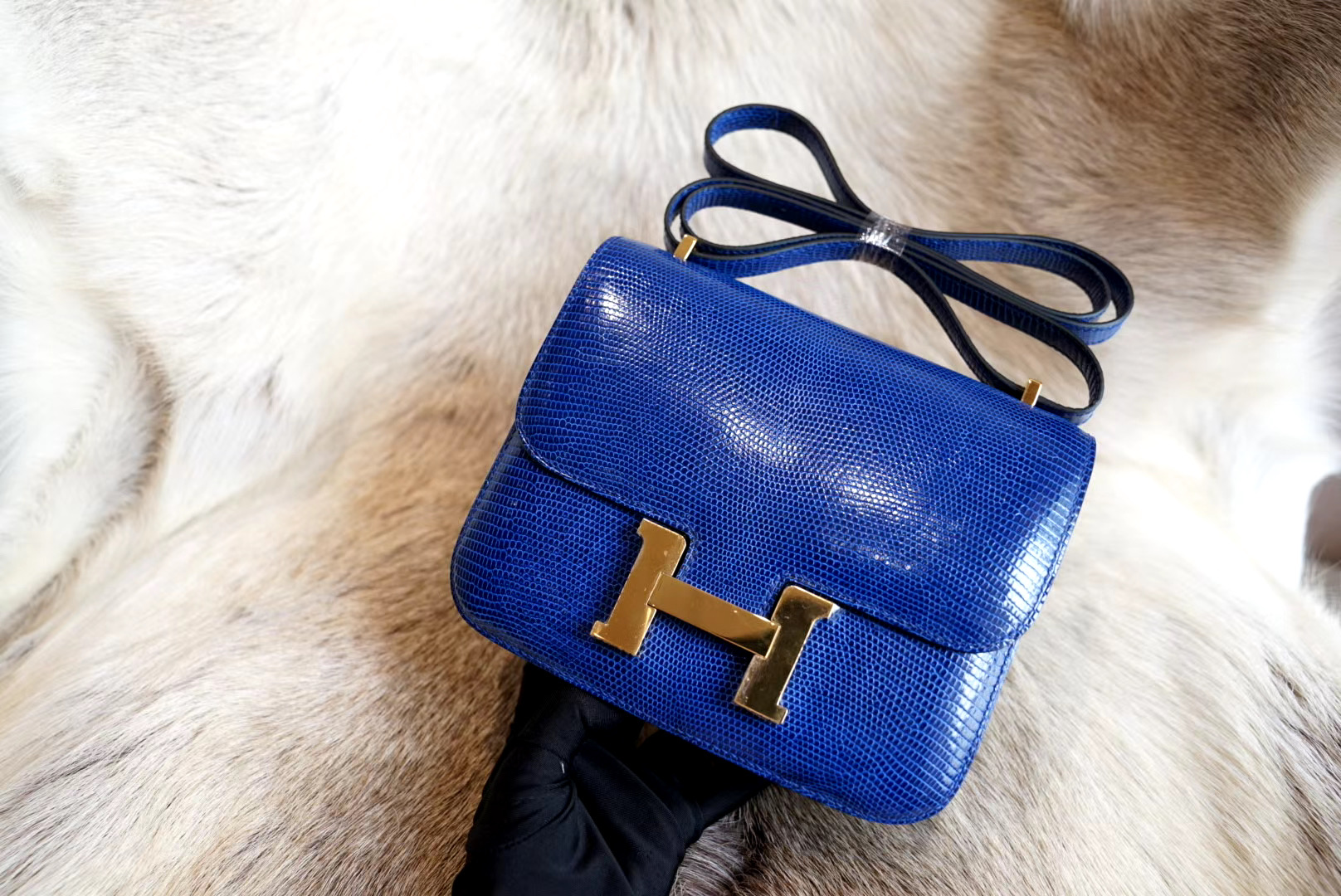 에르메스 Hermes Constance 19