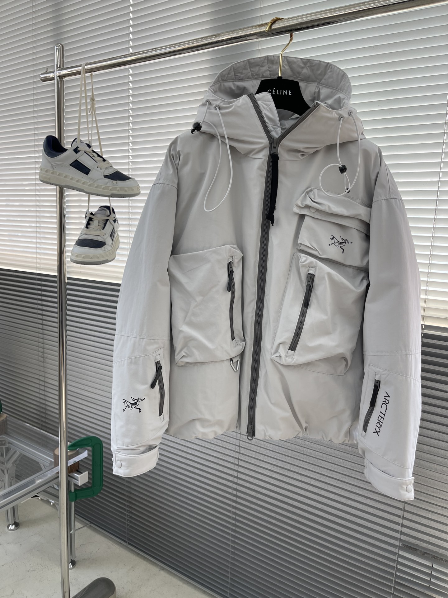 아크테릭스 ARC'TERYX 패딩재킷