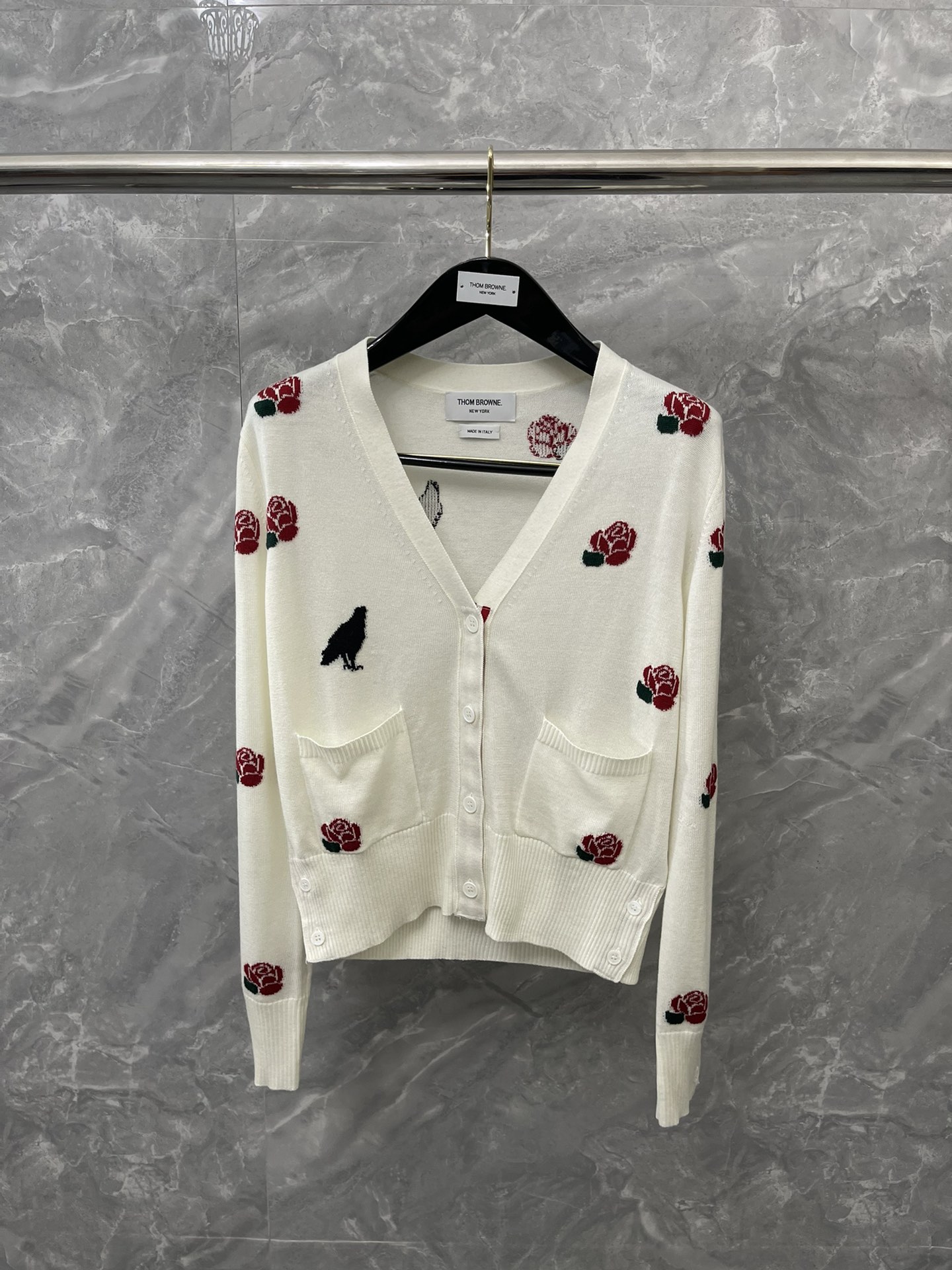 톰브라운 Thom Browne 가디건