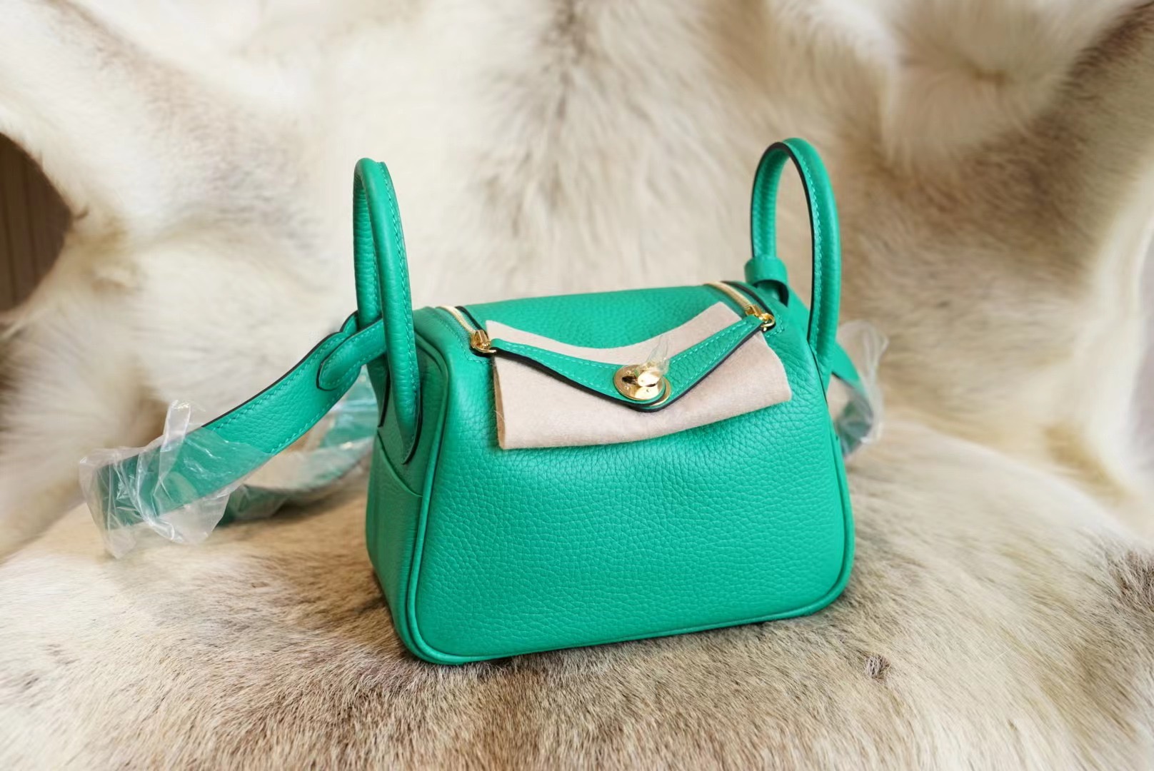 에르메스 Hermes Mini Lindy clemence