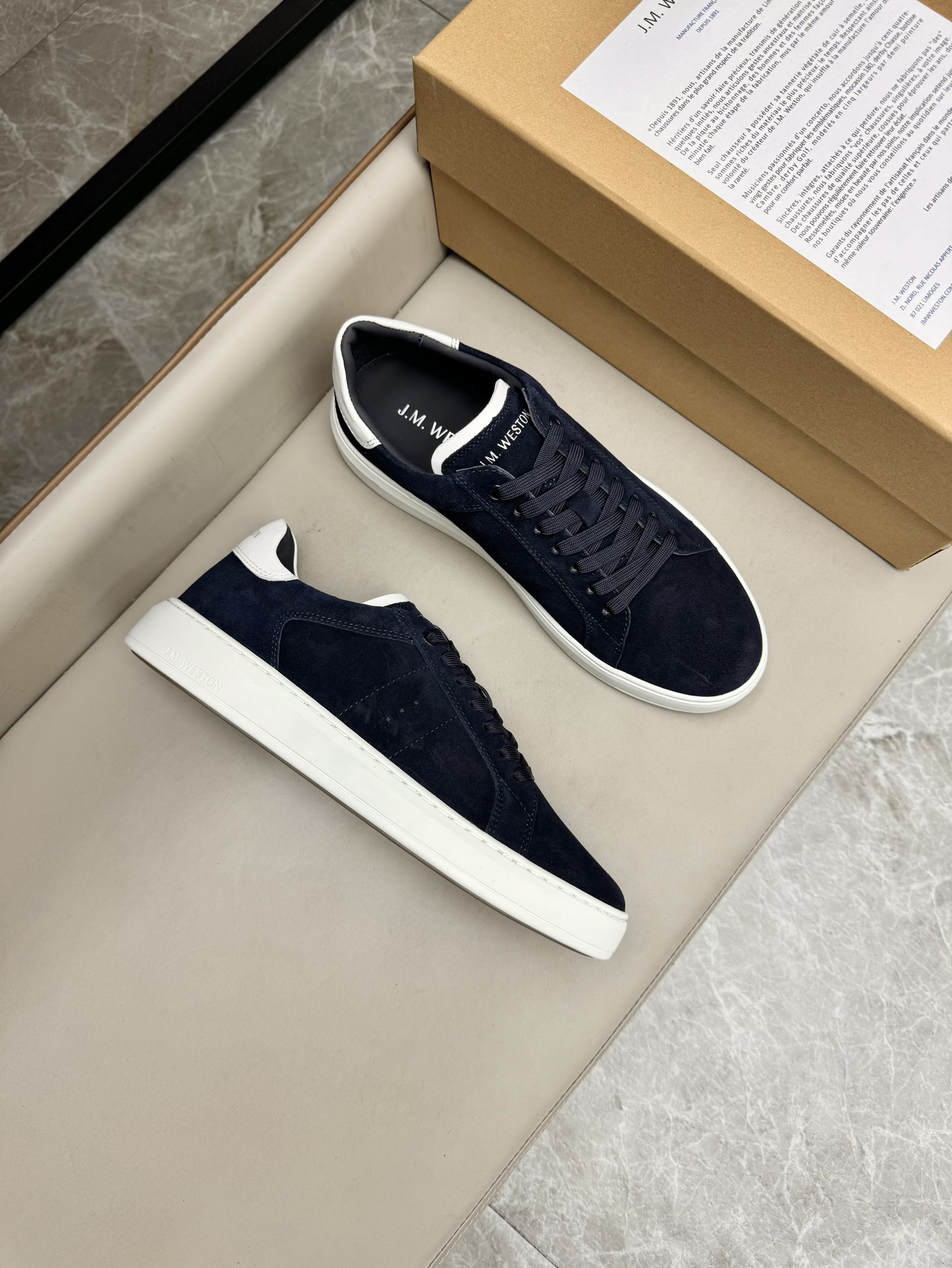 J.M.WESTON 스니커즈