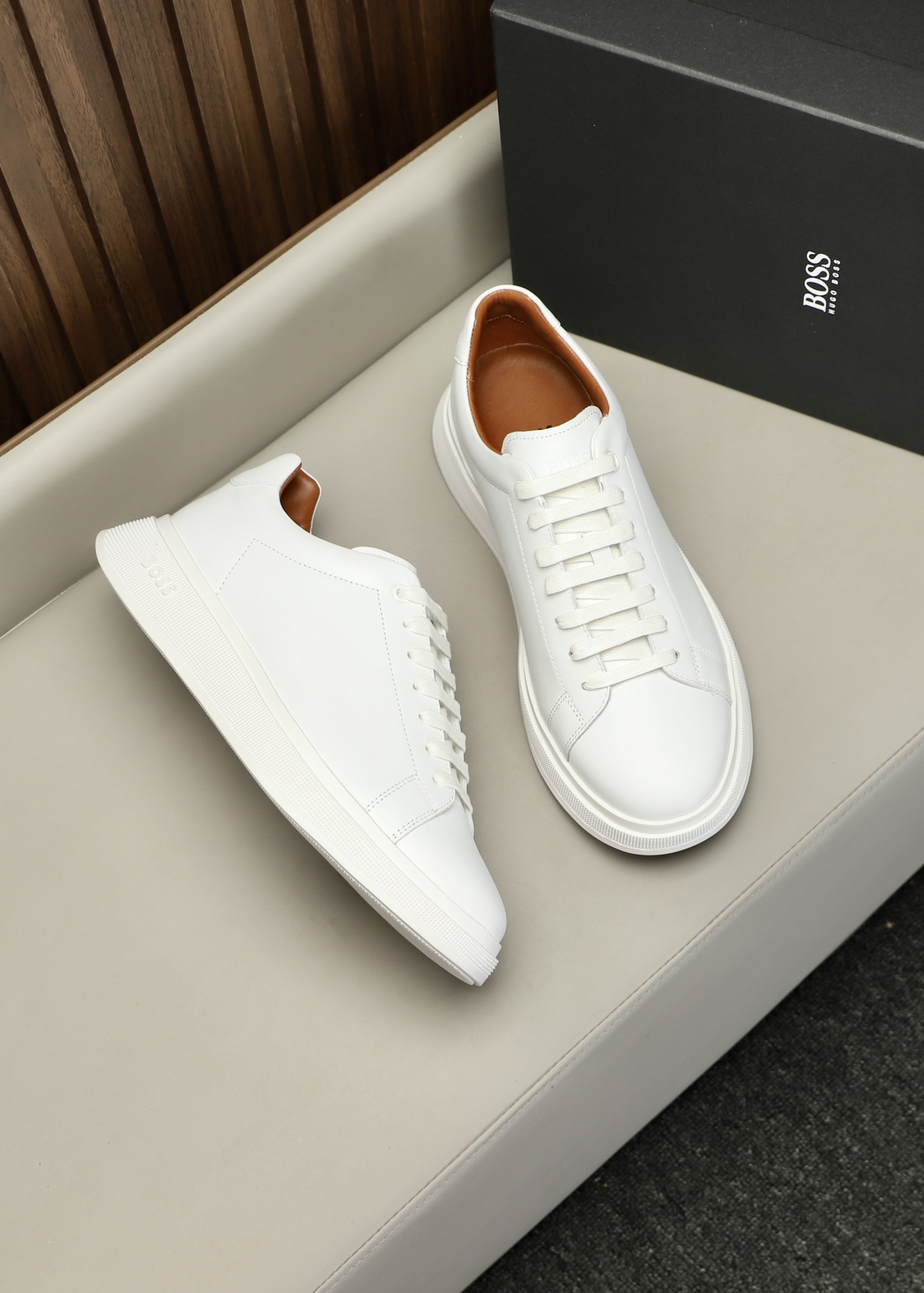 보스BOSS 스니커즈