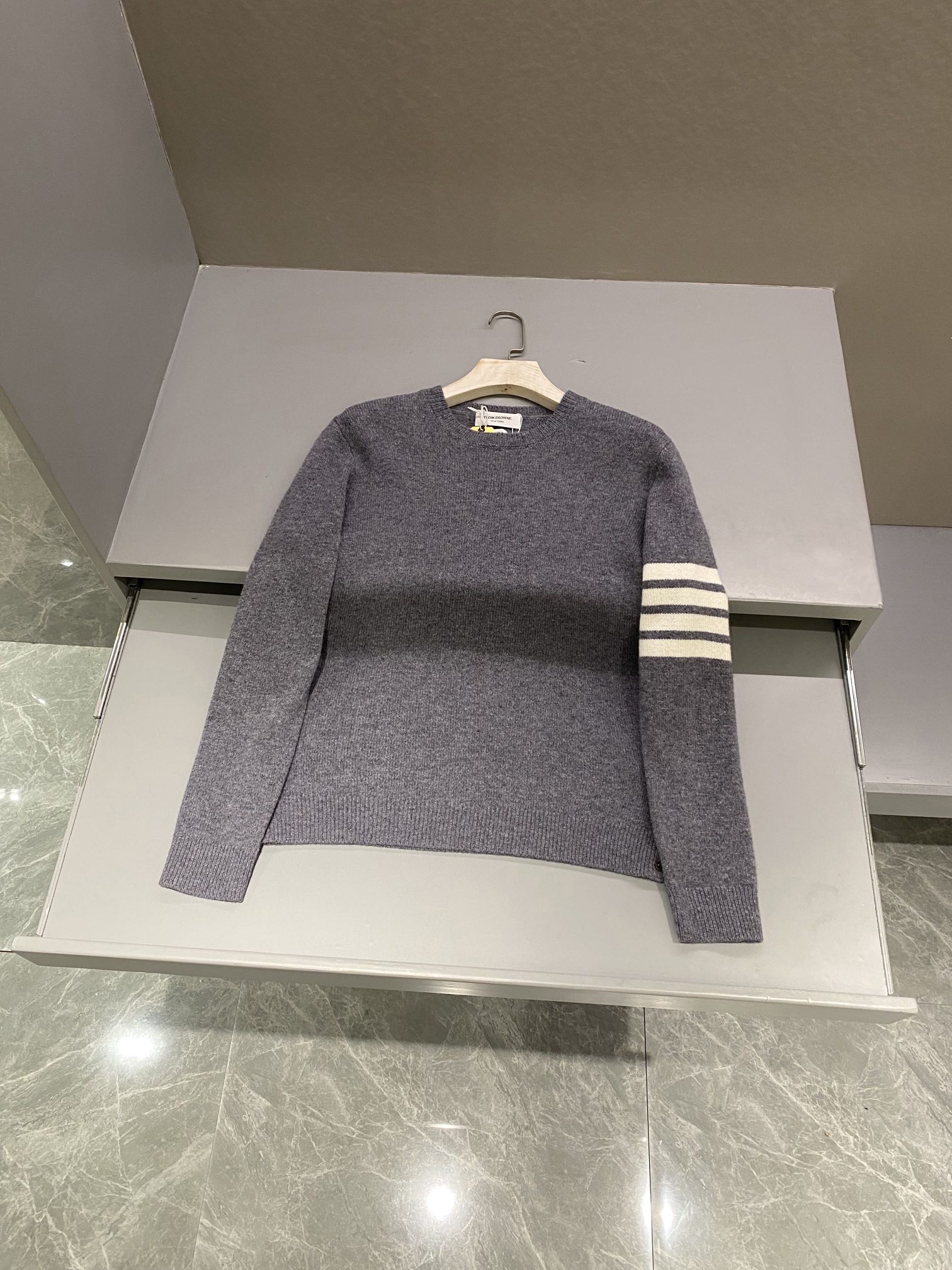 톰브라운 Thom Browne 스웨터