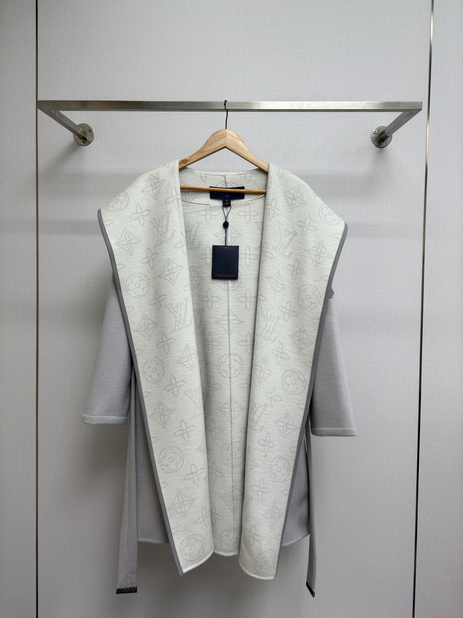 루이비통 Louis Vuitton 숏 코트