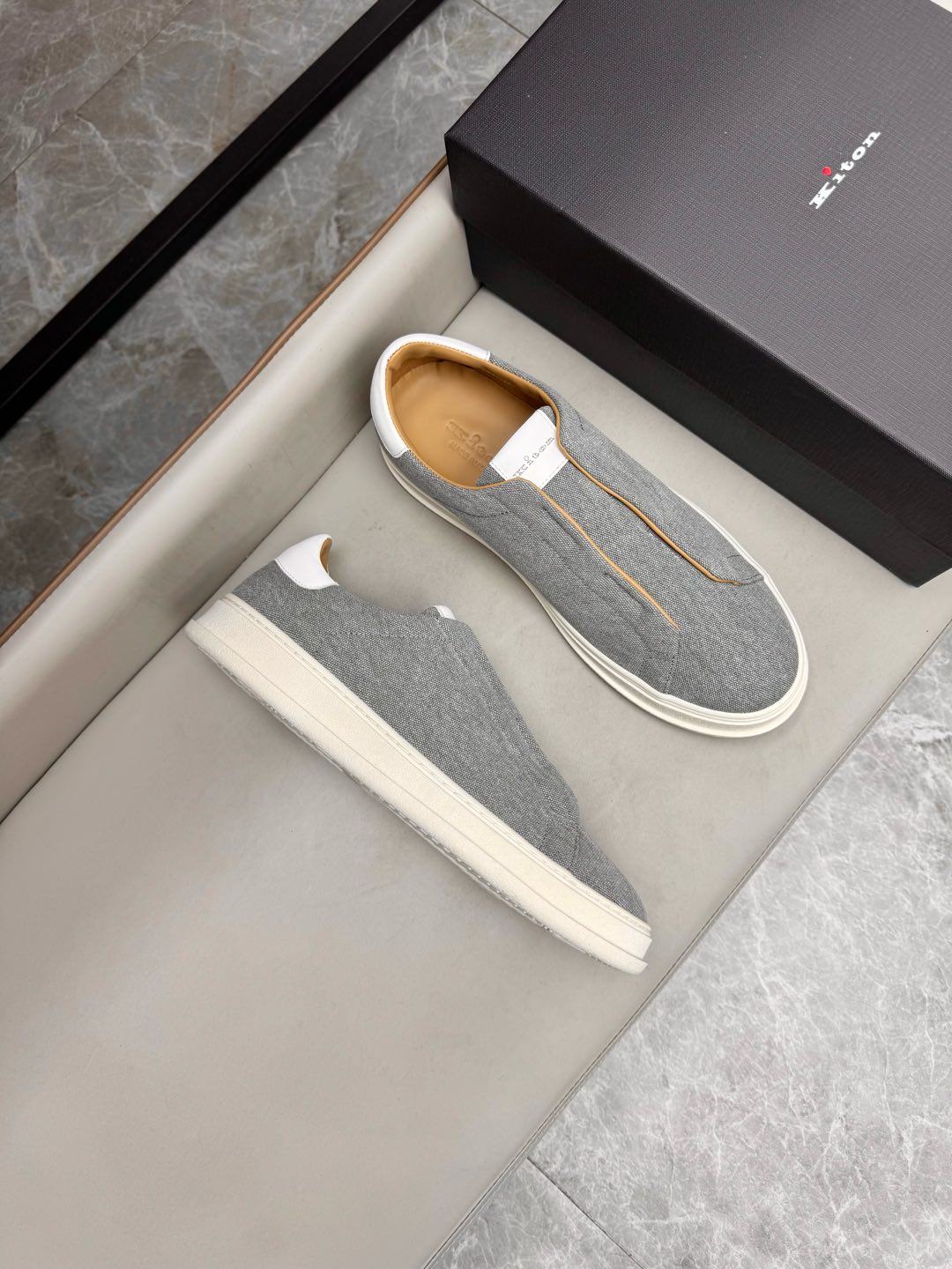 Kiton 스니커즈