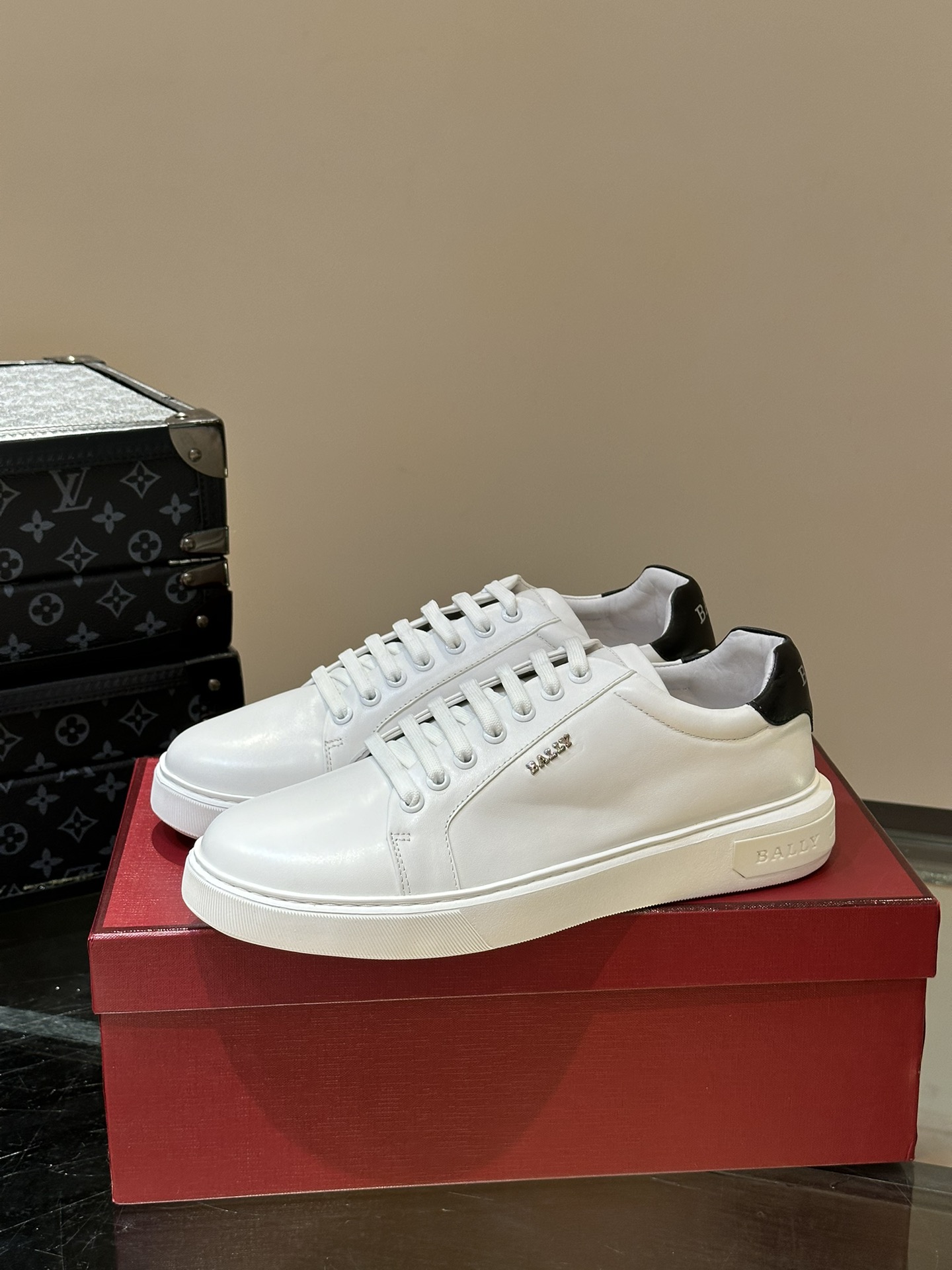 발리 BALLY 스니커즈