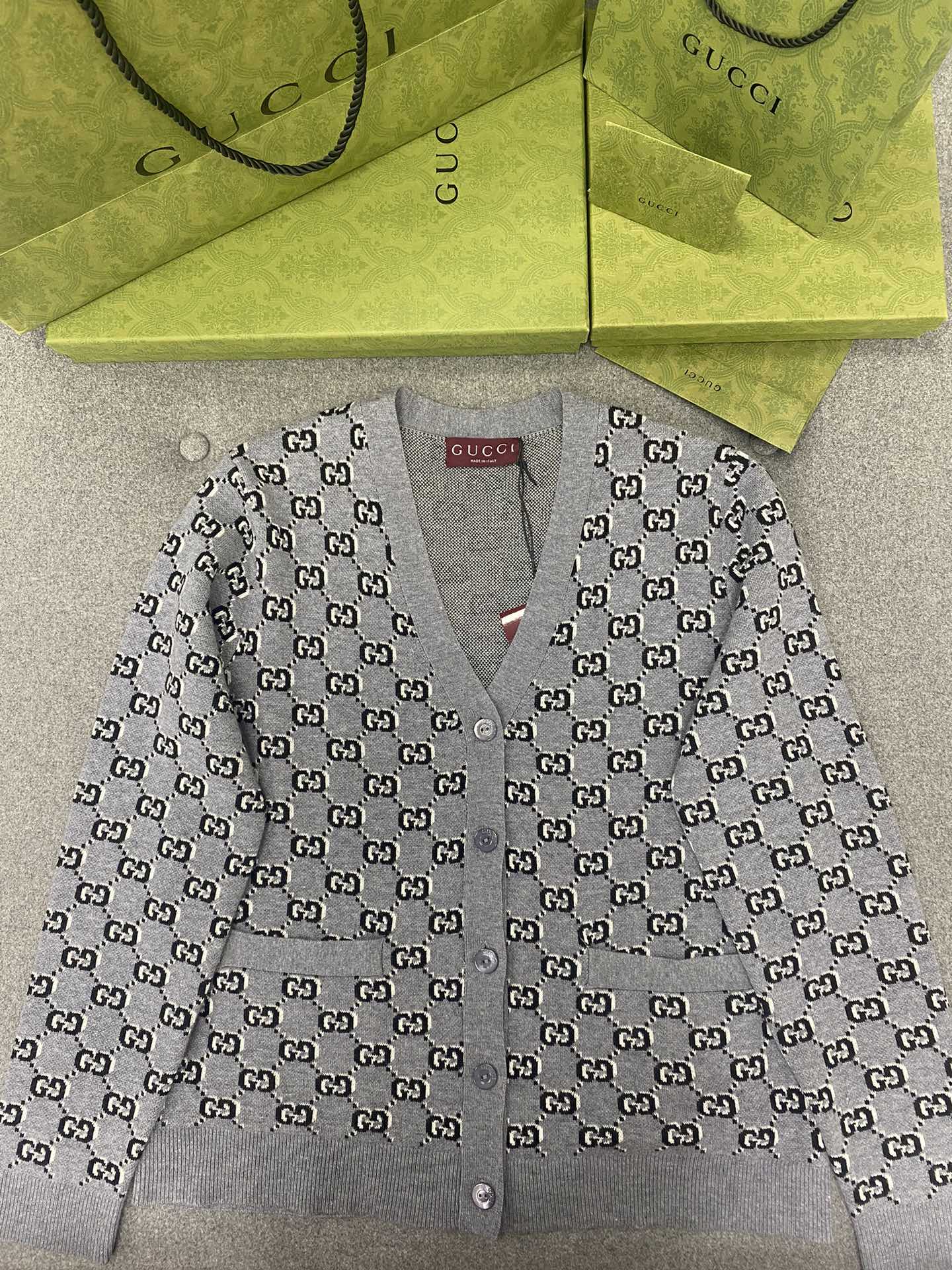 구찌 Gucci 가디건