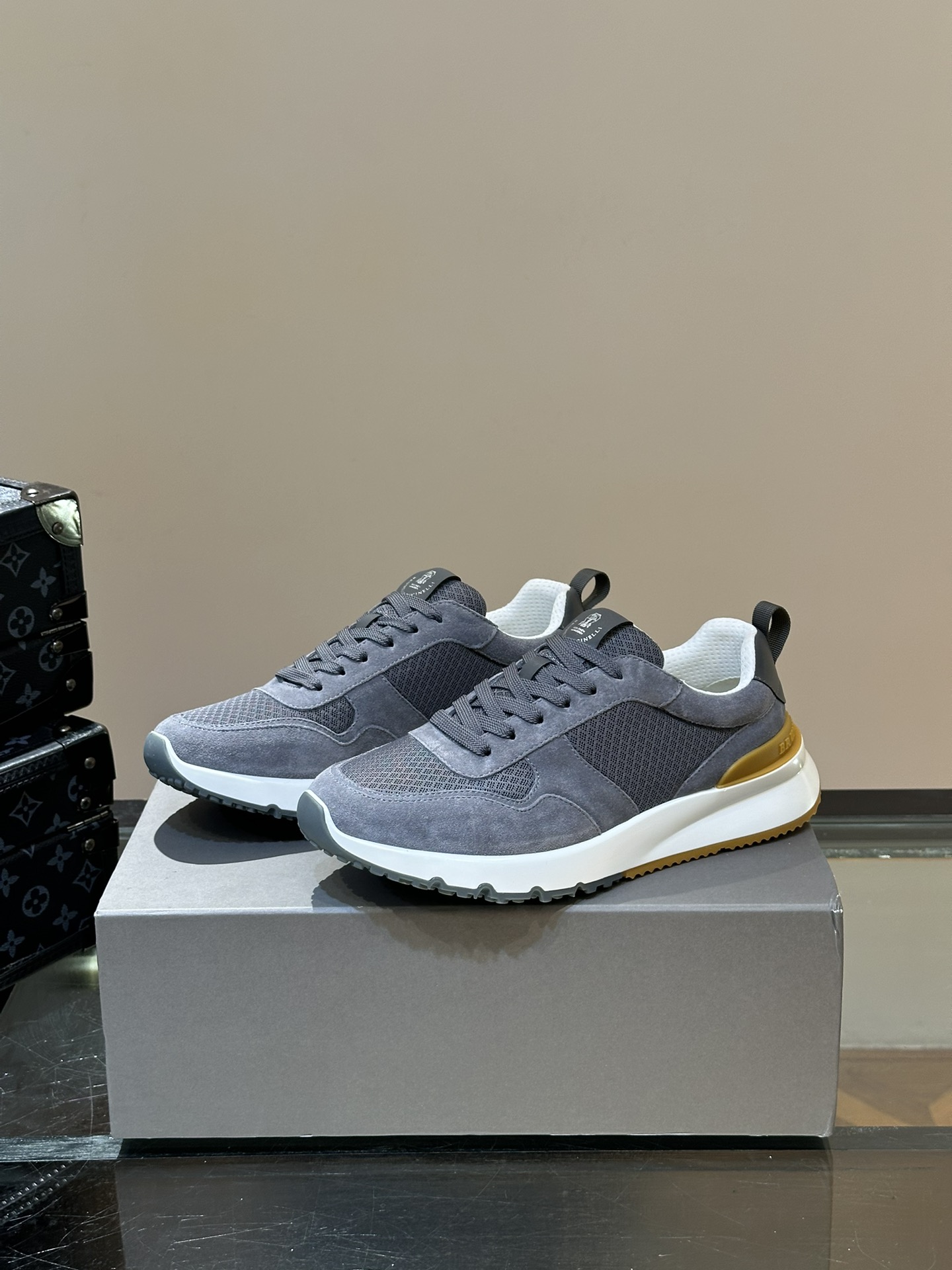 Brunello Cucinelli 스니커즈