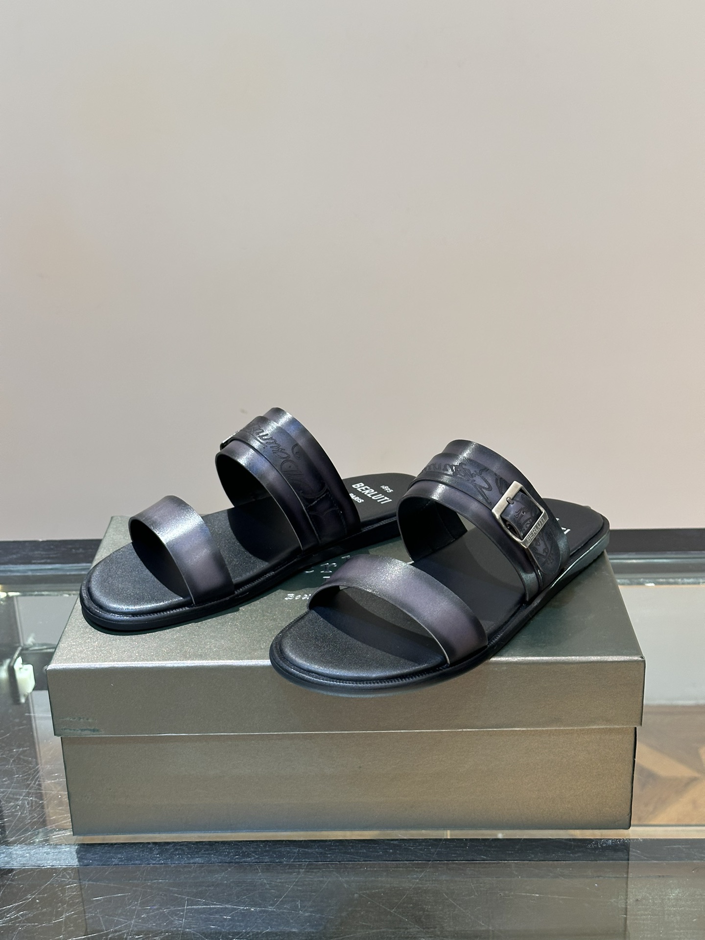 벨루티 Berluti 슬리퍼