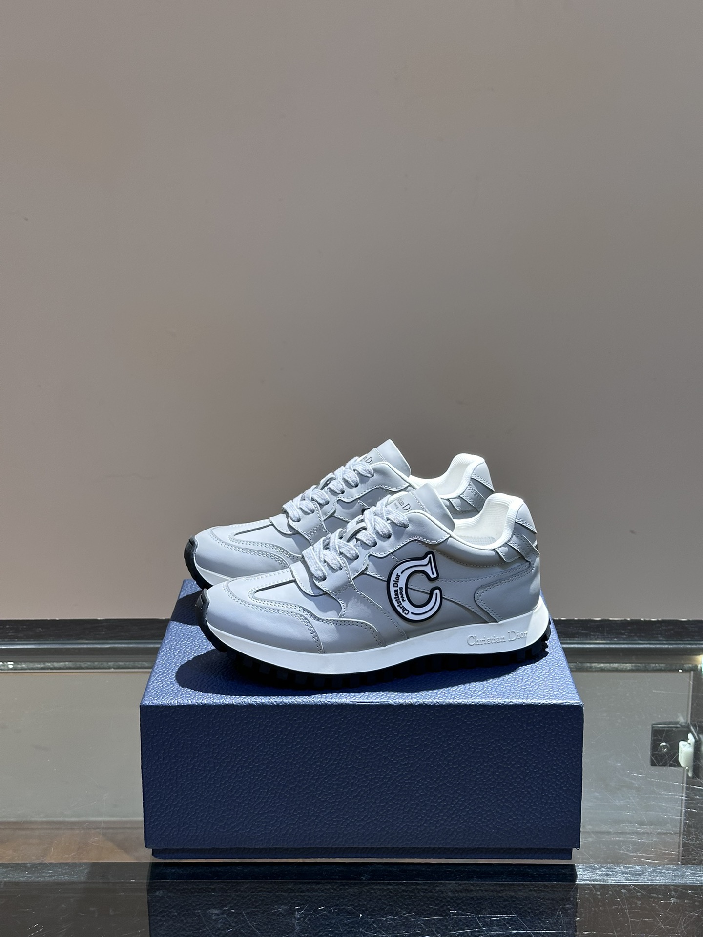 디올 Dior 스니커즈