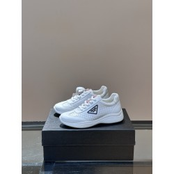 프라다 Prada 스니커즈