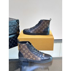 루이비통 Louis Vuitton 스니커즈