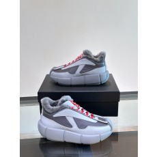 프라다 Prada 스니커즈