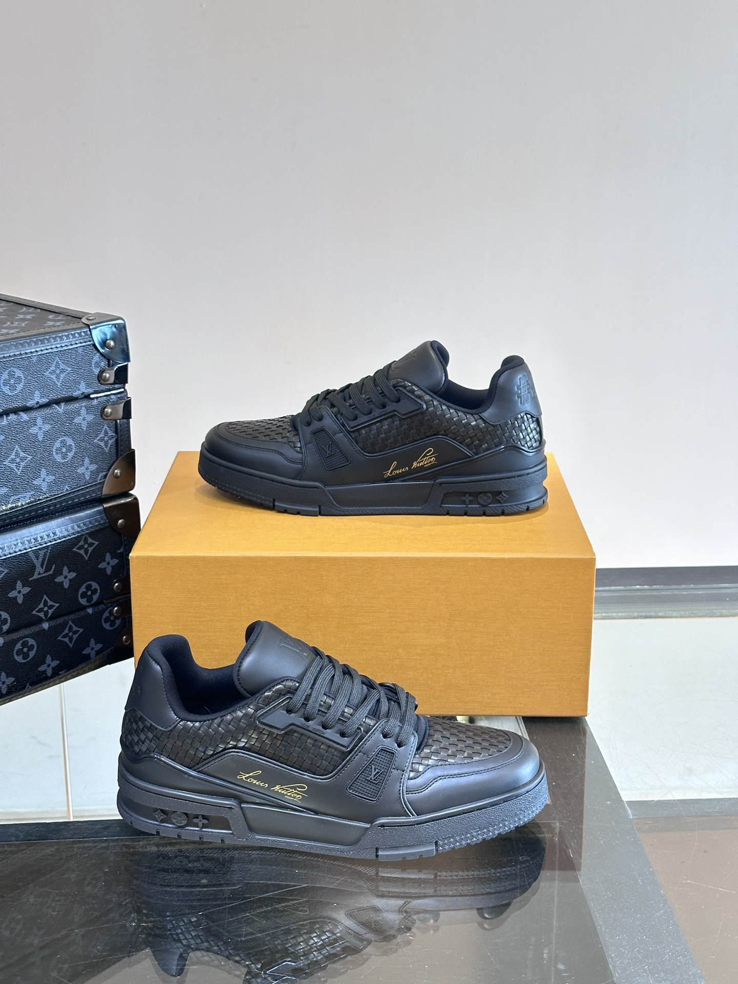 루이비통 LV TRAINER 스니커즈