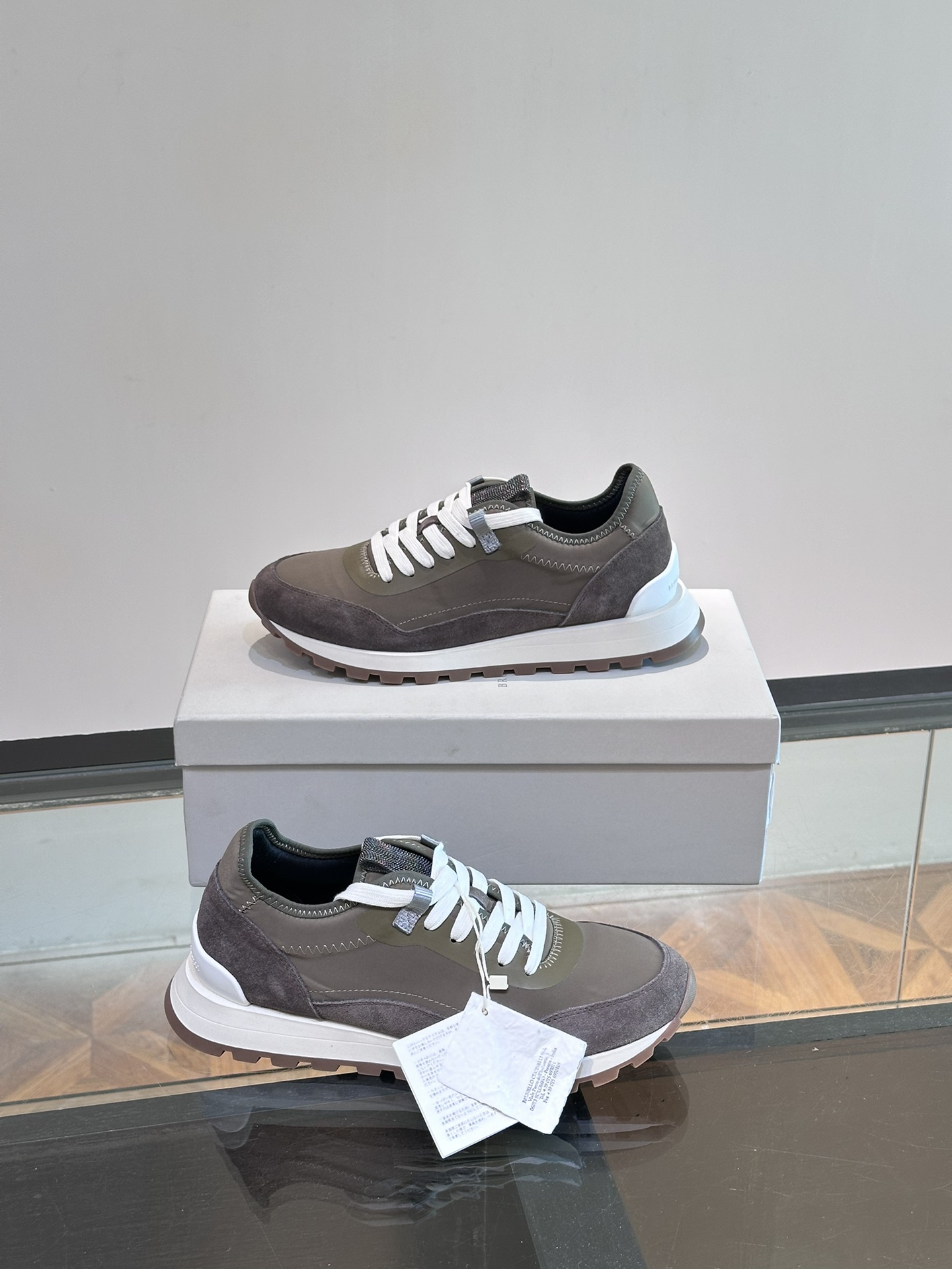 브루넬로 쿠치넬리 Brunello Cucinelli 스니커즈