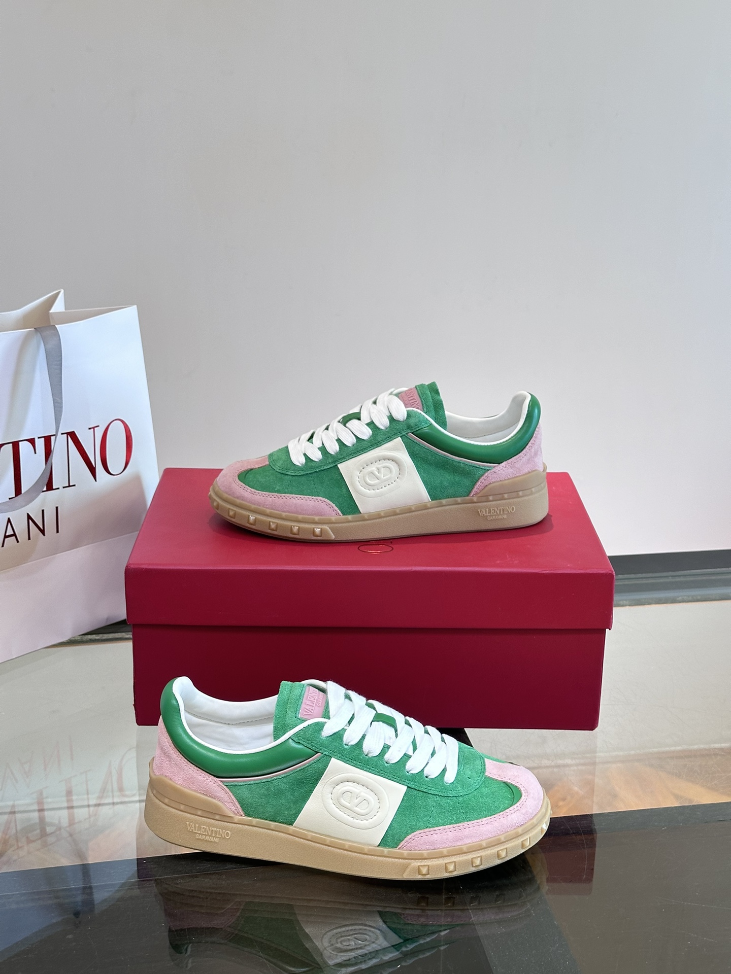 발렌티노 Valentino 스니커즈