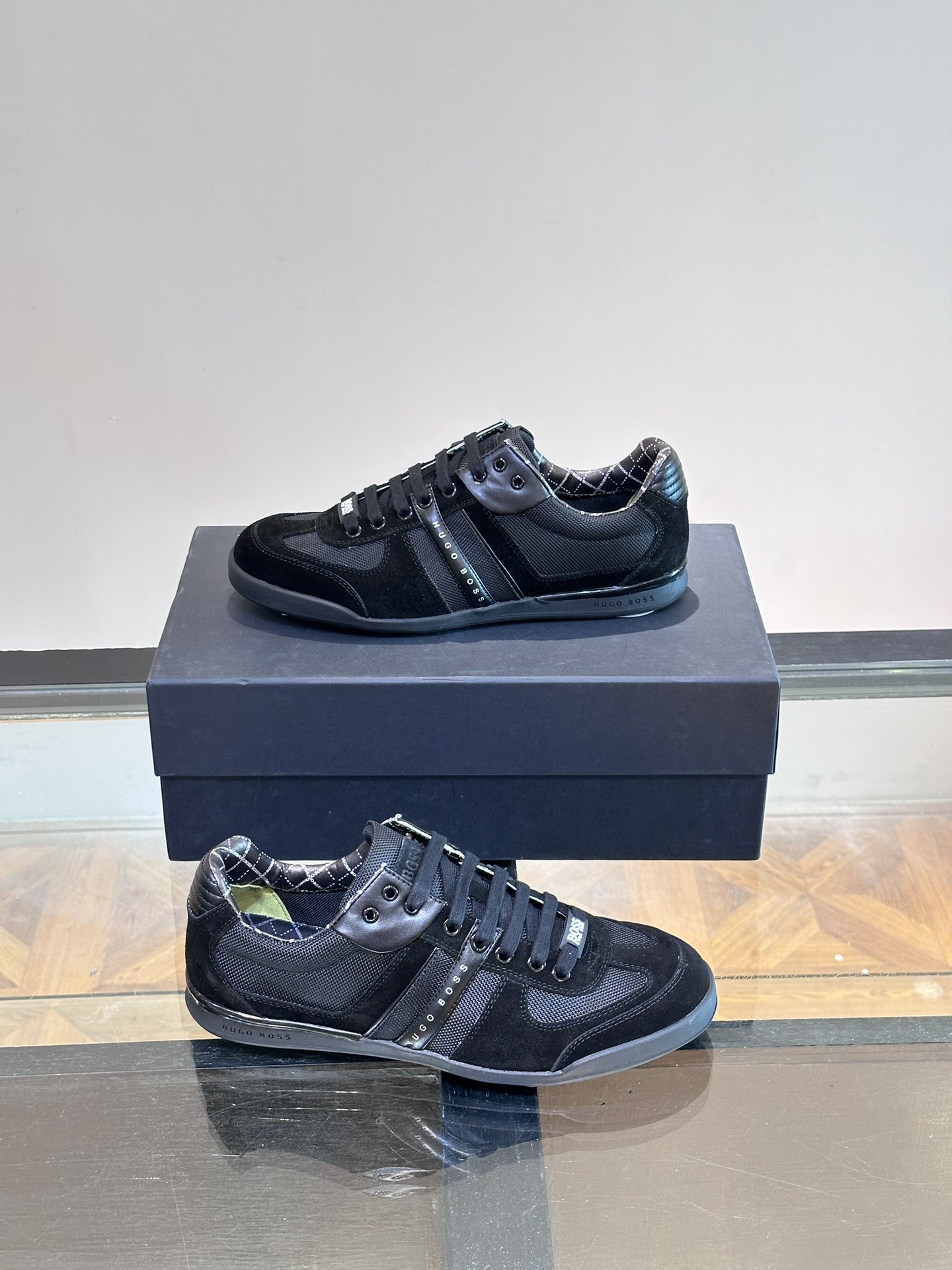 보스BOSS 스니커즈