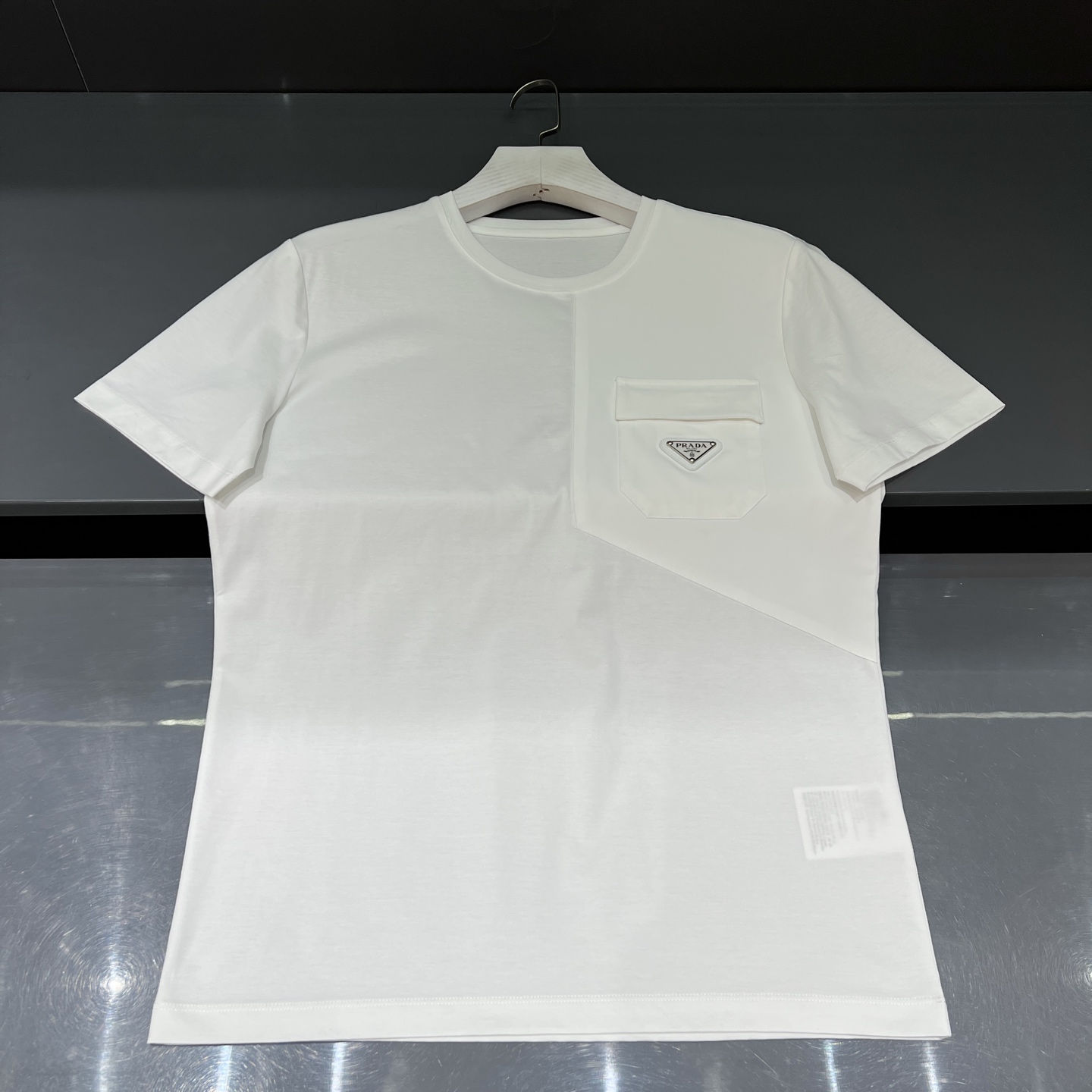 프라다 Prada 반팔 티셔츠